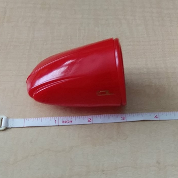 Vintage Red Plastic Salt & Pepper Shaker - Picture 4 of 7